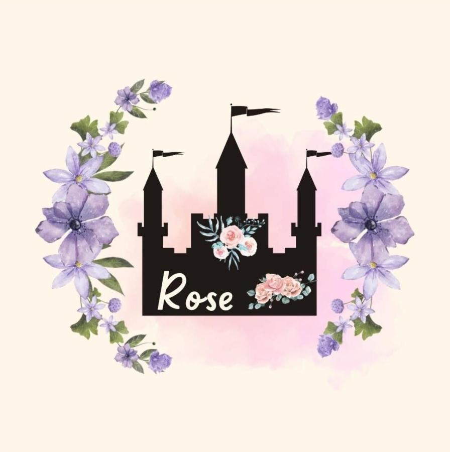 Rose Castle Apartment Taitung Bagian luar foto