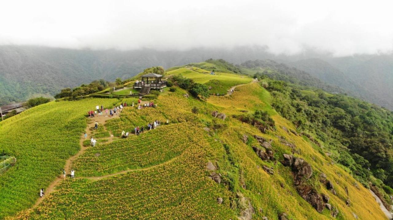 Rose Castle Apartment Taitung Bagian luar foto
