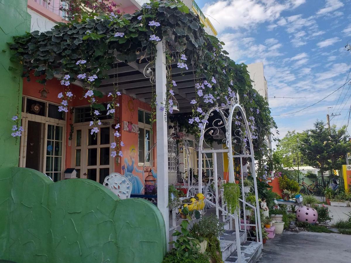 Rose Castle Apartment Taitung Bagian luar foto